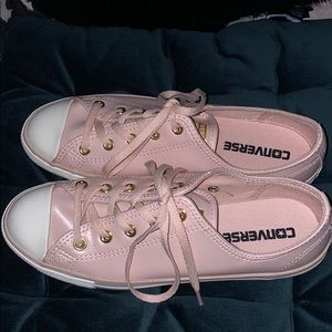 New Converse Dusk pink dainty leather sneakers